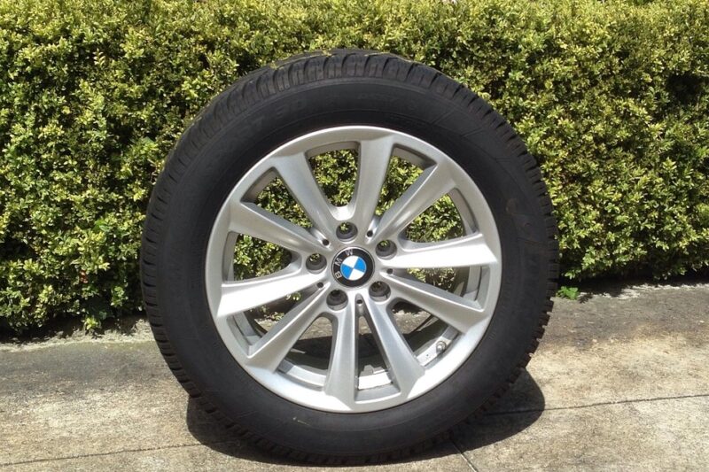 Essential Auto Repairs for Beginners: A Simple Guide